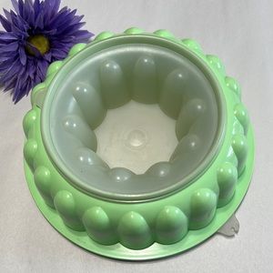 TUPPERWARE VINTAGE JELLO MOLD